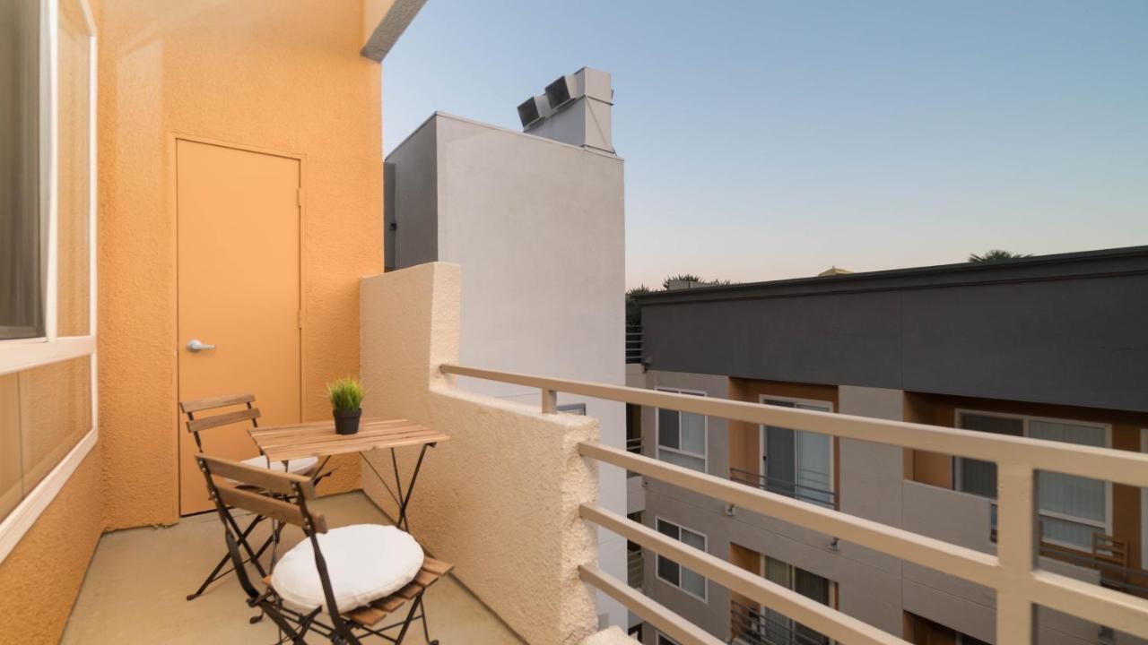 Apartahotel Integrity - Real Hollywood Experience *